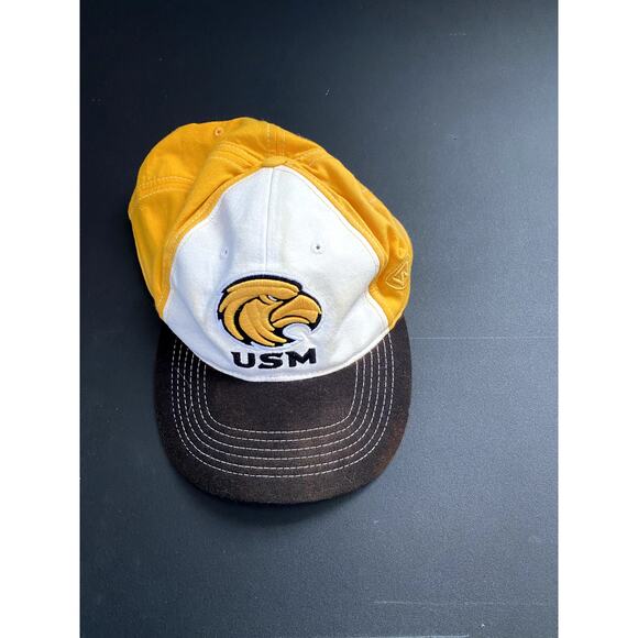 USM Southern Miss Golden Eagle Fitted Baseball Cap Yellow White Hat NCAA College - Picture 1 of 8